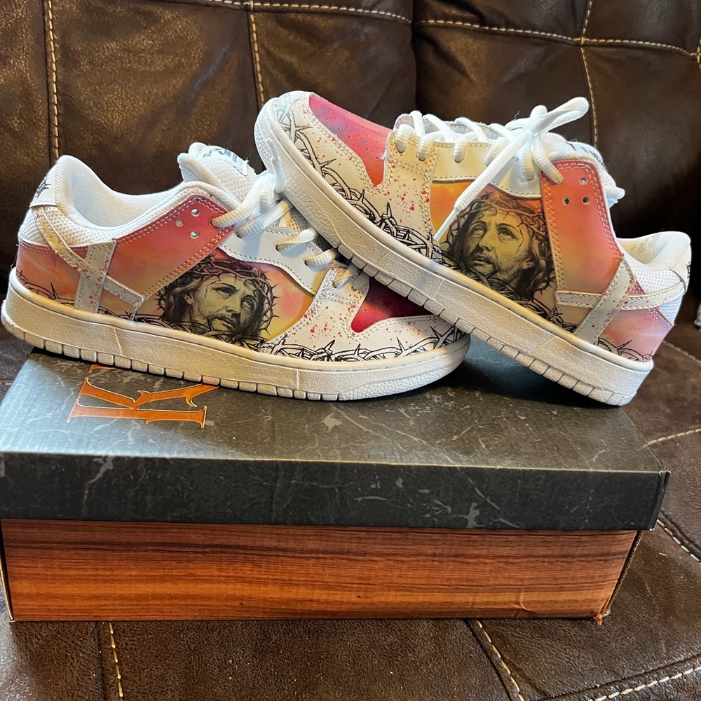 Jesus dunks